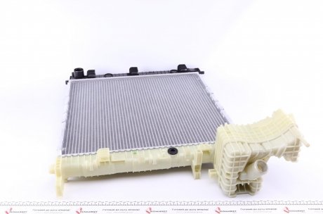 Радиатор охлаждения MB Vito (W638) 2.2CDI/2.3TD 96- NRF 50583