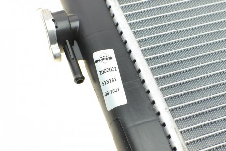 Купити Радіатор охолодження Suzuki Samurai 1.0/1.3 4x4 98-04 NRF 513161 (фото1) підбір по VIN коду, ціна 3283 грн.