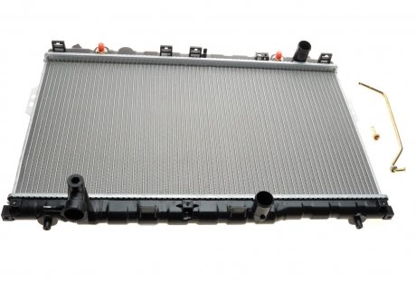 Купить Радиатор охлаждения двигателя Hyundai Santa Fe NRF 53646 (фото1) подбор по VIN коду, цена 3928 грн.