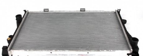 Радиатор охлаждения BMW 5 (E39)/7 (E38) 2.5TD 96-04 BMW E39, E38 NRF 53722