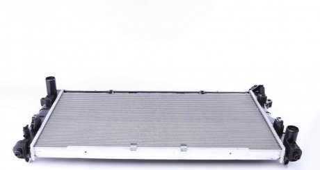 Радиатор охлаждения Chrysler Voyager 0008 NRF 53734