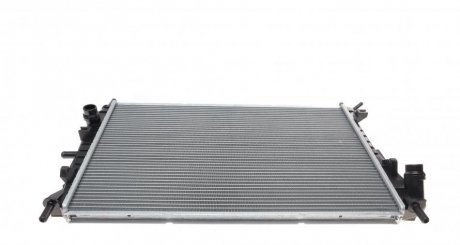 Радиатор охлаждения Ford Mondeo 2.0-3.0 i/2.0-2.2 D 00-07 Smart Fortwo NRF 53741