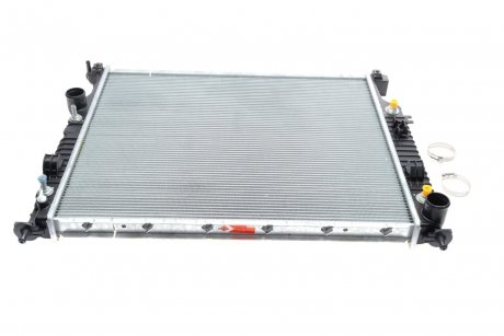 Радиатор охлаждения MB ML-class (W164)/Gl-class (X164) 3.0CDI/4.7-5.5 05-12 NRF 56074