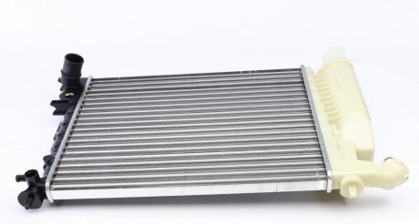 Купить Радиатор охлаждения Citroen Xsara 1.4-1.8i 97-05 (МКПП/-AC) Peugeot 306, Citroen Xsara NRF 58184 (фото1) подбор по VIN коду, цена 2405 грн.