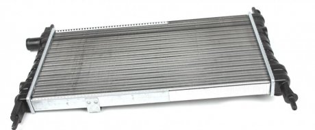 Радиатор охлаждения Opel Kadett E 1.2-1.6 -94 -AC Opel Kadett NRF 58711 (фото1)