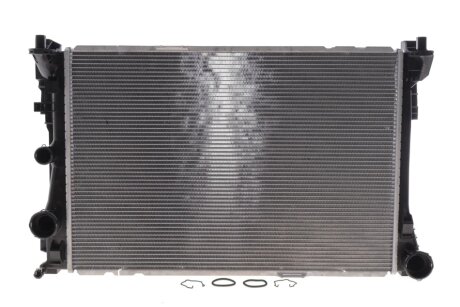 Радіатор охолодження MB E-class (W212) 2.2 CDi (OM651) 09- NRF 59346