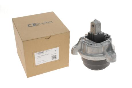 Подушка двигуна (R) BMW 5 (F10) 2.0D 10-17 N47 OE Germany 800995