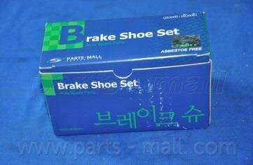Колодка гальм. барабан. HYUNDAI ACCENT Hyundai Accent PARTS-MALL pla-002