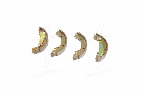 Колодки гальм. барабан. HYUNDAI GETZ(-OCT 2006) PARTS-MALL pla-021
