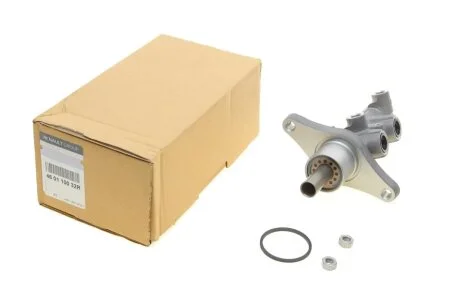 Гальмівний циліндр головний Master/Movano 2.3dCi 10- RENAULT 460110032R