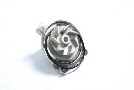Насос водяний VW TRANSPORTER IV 90-06 (2.5TDI), AUDI 100, A6 90-97 (Z=18) RIDER rd.150165426
