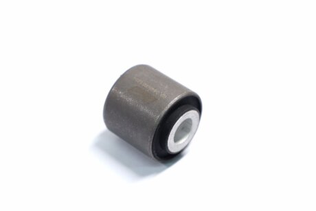 Сайлентблок важеля MB W201, W202 85-00 задн. вісь RIDER rd.3445985131h