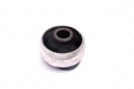 Сайлентблок важеля VW PASSAT, GOLF II, III, JETTA передн. вісь RIDER rd.3445985411