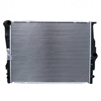 Радиатор системы охлаждения BMW E91, E90, E81, E92, E93, E88, E82, X1, E87 SATO TECH r12164
