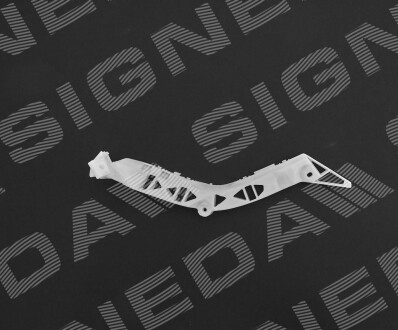 Кронштейн бампера MAZDA 3, 03 - 06 Signeda pmz99012al