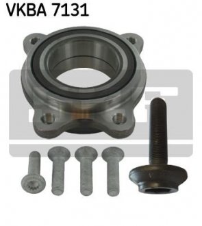 Комплект подшипника ступицы колеса. SKF vkba 7131