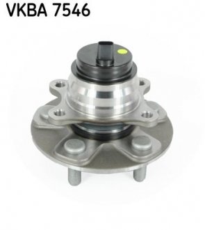 LEXUS комплект подшипника передн.ступицы прав. LS 460 06- SKF vkba 7546