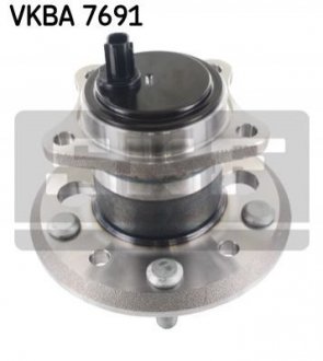 Комплект підшипника маточини колеса SKF vkba7691