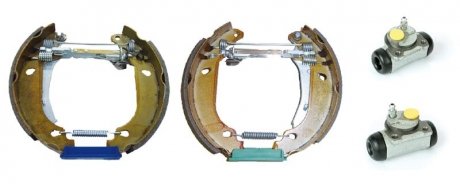 Купить Тормозные колодки барабанные Renault Twingo STARLINE bc sk219 (фото1) подбор по VIN коду, цена 4447 грн.