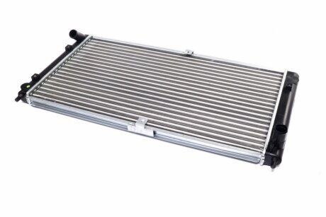 Радиатор охлаждения CHERY AMULET 06- (1,6L, +A/C) TEMPEST tp1513011