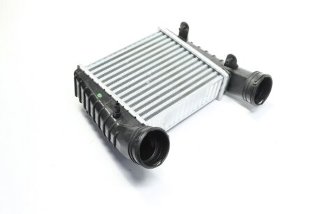 Інтеркулер VW PASSAT B6 00-05 TEMPEST tp.1596680