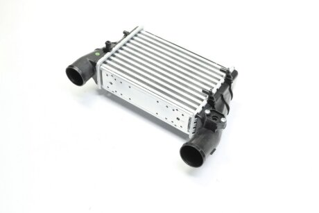 Інтеркулер AUDI A4,A6 VW PASSAT 96-00 TEMPEST tp.1596896