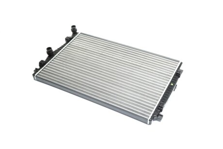 Радіатор охолодження VW Jetta 18- TEMPEST tp.5q0121251gr