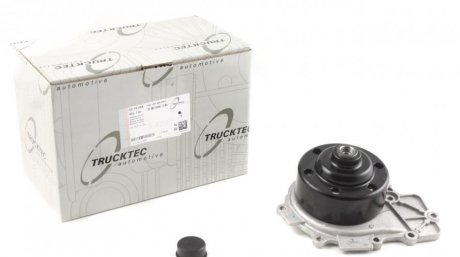 Купити Помпа води MB Sprinter 2.2CDI OM651 09- Mercedes Vito TRUCKTEC 02.19.064 (фото1) підбір по VIN коду, ціна 3702 грн.