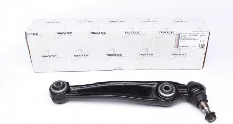 Купить Рычаг подвески с сайлентплоком и шарниром AUTOMOTIVE BMW X5, X6 TRUCKTEC 08.31.152 (фото1) подбор по VIN коду, цена 2316 грн.