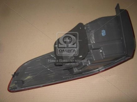 Фонарь задний комбинированный в сборе TYC 11C456019B