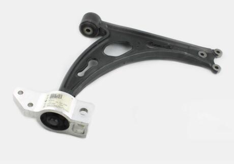 Важiль пiдвiски Seat Leon, Volkswagen Caddy, Golf, Skoda Superb, Octavia, Volkswagen EOS, Audi A3, Volkswagen Jetta, Scirocco, Touran, Seat Altea VAG 1K0407151AC