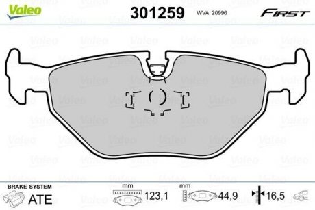 Купити Гальмівні колодки дискові BMW 3/5/7/Z3 "1,8-5,0 "R "86-03 BMW E30, E34, E23, E32, E36 Valeo 301259 (фото1) підбір по VIN коду, ціна 713 грн.