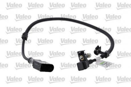 Купити Датчик обертів колінвалу Volkswagen Golf, Bora, Skoda Fabia, Seat Leon, Toledo, Ibiza, Volkswagen Polo Valeo 366439 (фото1) підбір по VIN коду, ціна 1117 грн.