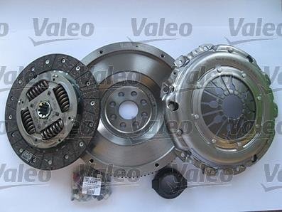 Комплект сцепления Volvo V70, S40, V40, S80, C70, S60, V50, C30 Valeo 835087