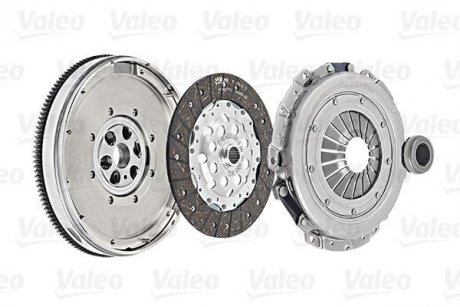 Комплект сцепления с маховиком Volkswagen Passat, Audi A4, Skoda Superb Valeo 837041