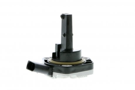 Купить Датчик Volkswagen Transporter, Audi A8, A4, Volkswagen Sharan, Ford Galaxy, Volkswagen Passat, Polo, Audi A6, A3, Seat Cordoba, Skoda Octavia VEMO v10-72-0944-1 (фото1) подбор по VIN коду, цена 2432 грн.