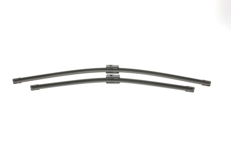 Щетки стеклоочистителя (600/475mm) VW Caddy/Golf 04-15/Audi A3/Skoda 04-13 Vika 99980110802
